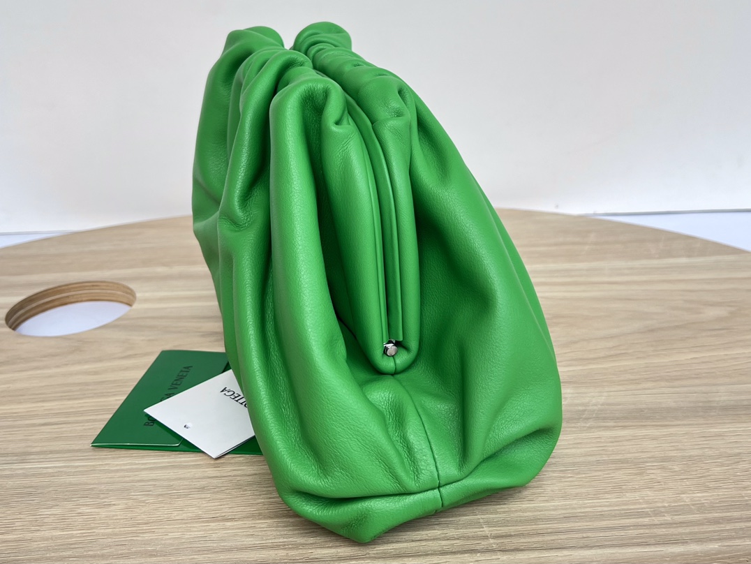 Big Pouch Soft Smooth Leather Clutch Green